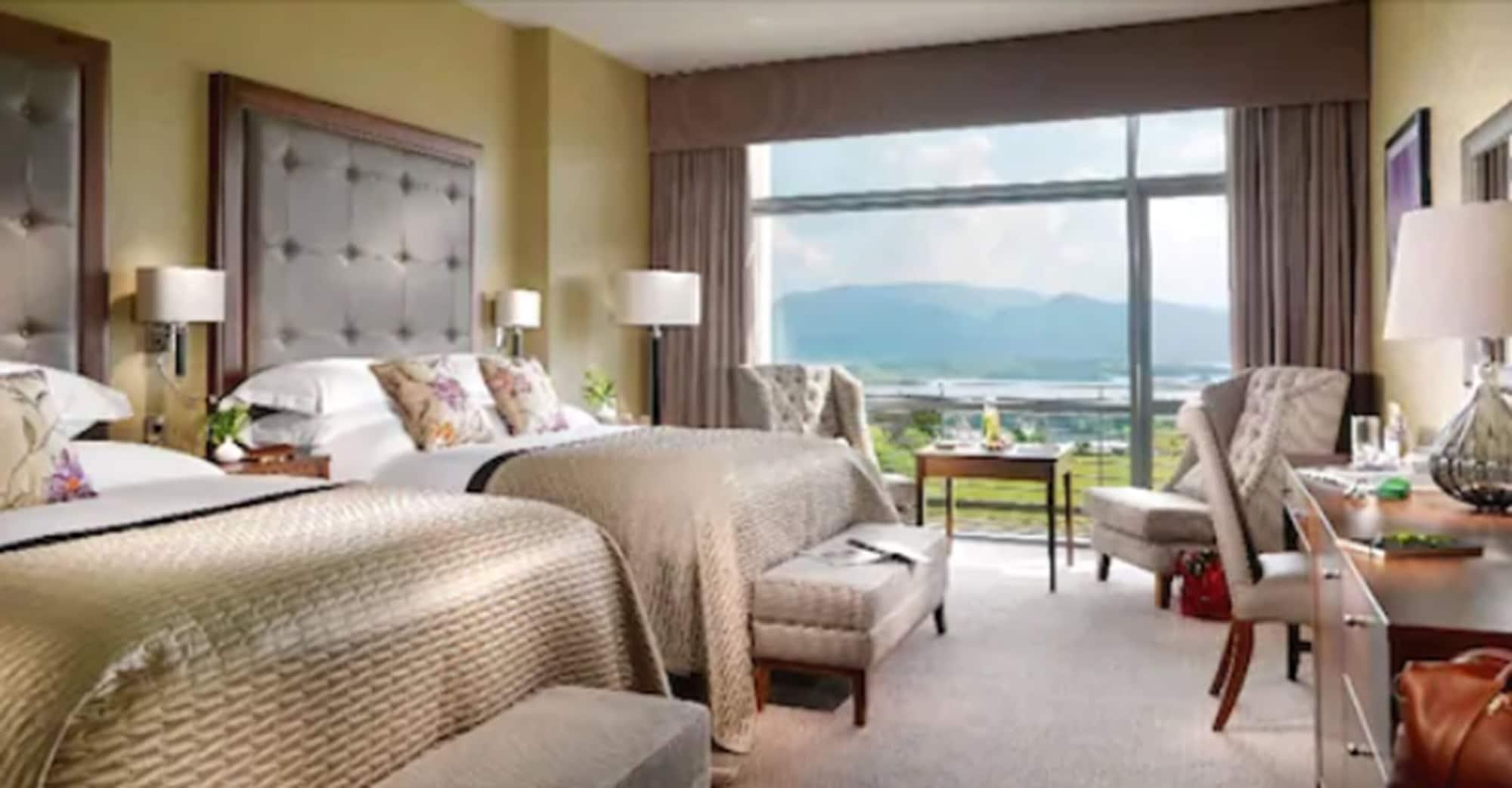 Aghadoe Heights Hotel & Spa Killarney Ngoại thất bức ảnh A room at the Killarney International Hotel