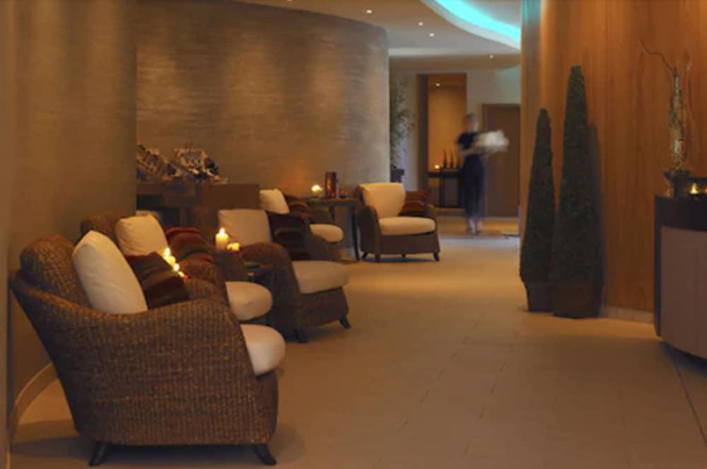 Aghadoe Heights Hotel & Spa Killarney Ngoại thất bức ảnh The spa at The Dorchester