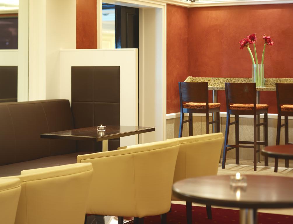 Aghadoe Heights Hotel & Spa Killarney Ngoại thất bức ảnh The lounge at the airport