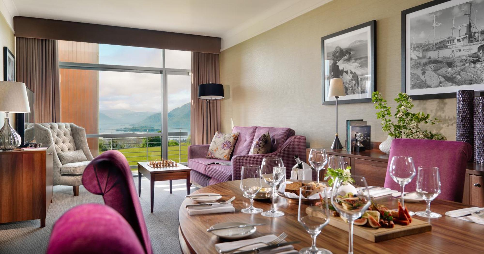 Aghadoe Heights Hotel & Spa Killarney Ngoại thất bức ảnh The interior of a suite at the Killarney International Hotel